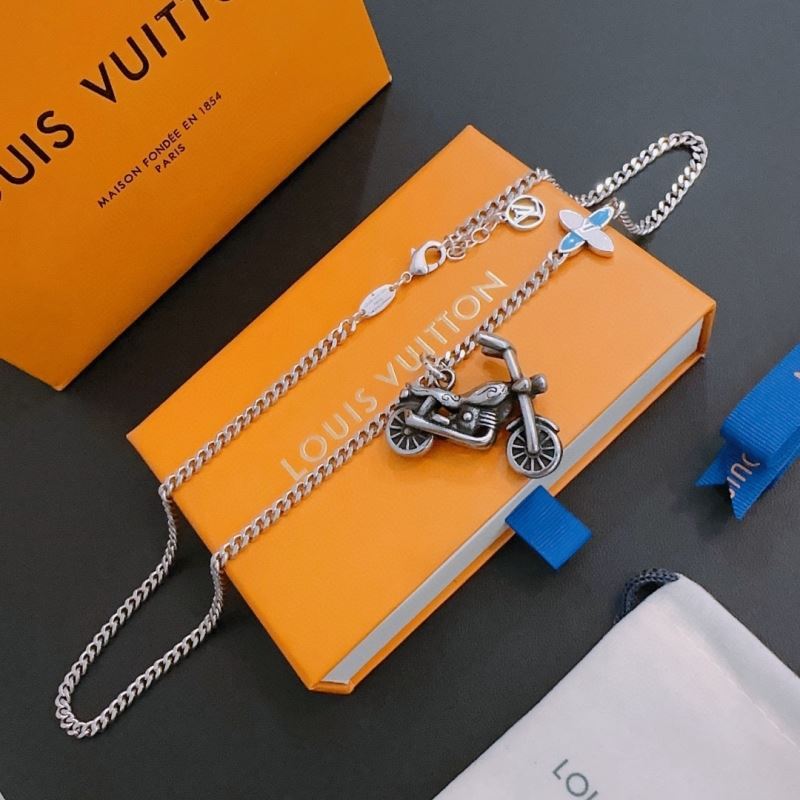 Louis Vuitton Necklaces